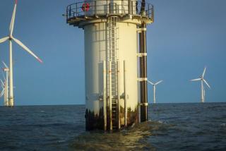 Predicting rust development at offshore wind turbines